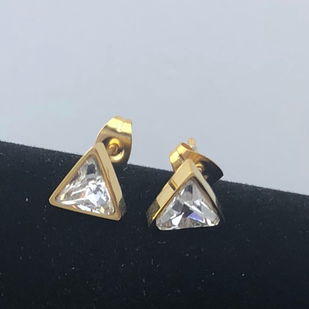 Eyla Gold stainless steel stud crystal earrings